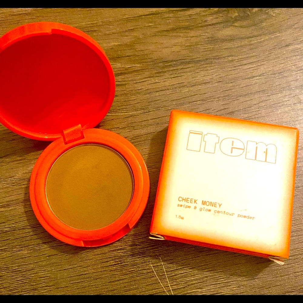 Item bronzer